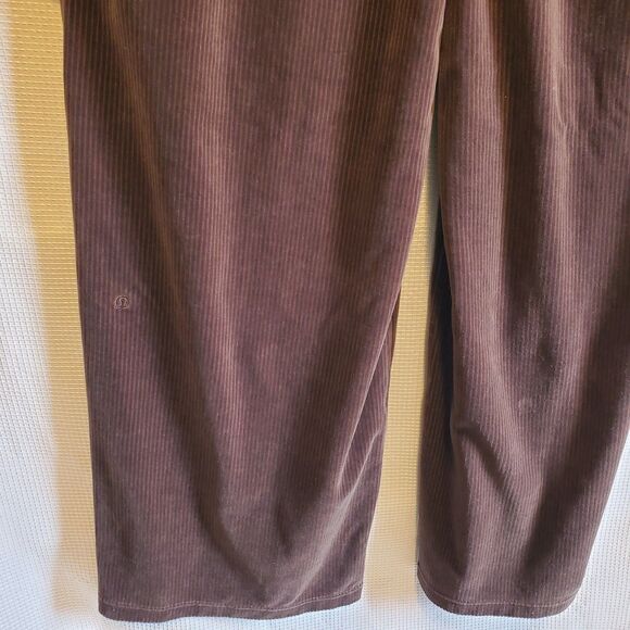 Lululemon Scuba Super Wide Leg Pants Velvet Womens 14 XL Brown Stretch Comfort - Picture 5 of 8